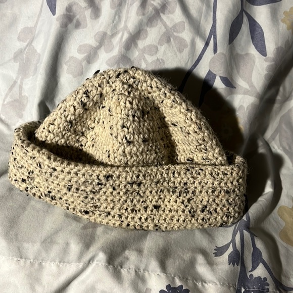 Fishermen's 100% Wool Rollup Beanie One Size (Cookies n Cream LB) - Picture 1 of 2